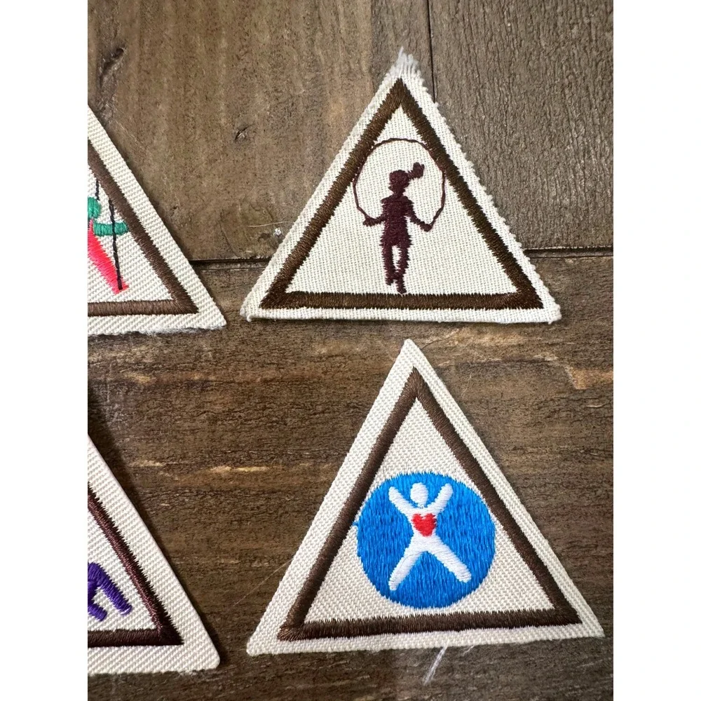 Vintage Girl Scout Brown Border Triangle Proficiency Badges Sports Rec Lot of 6